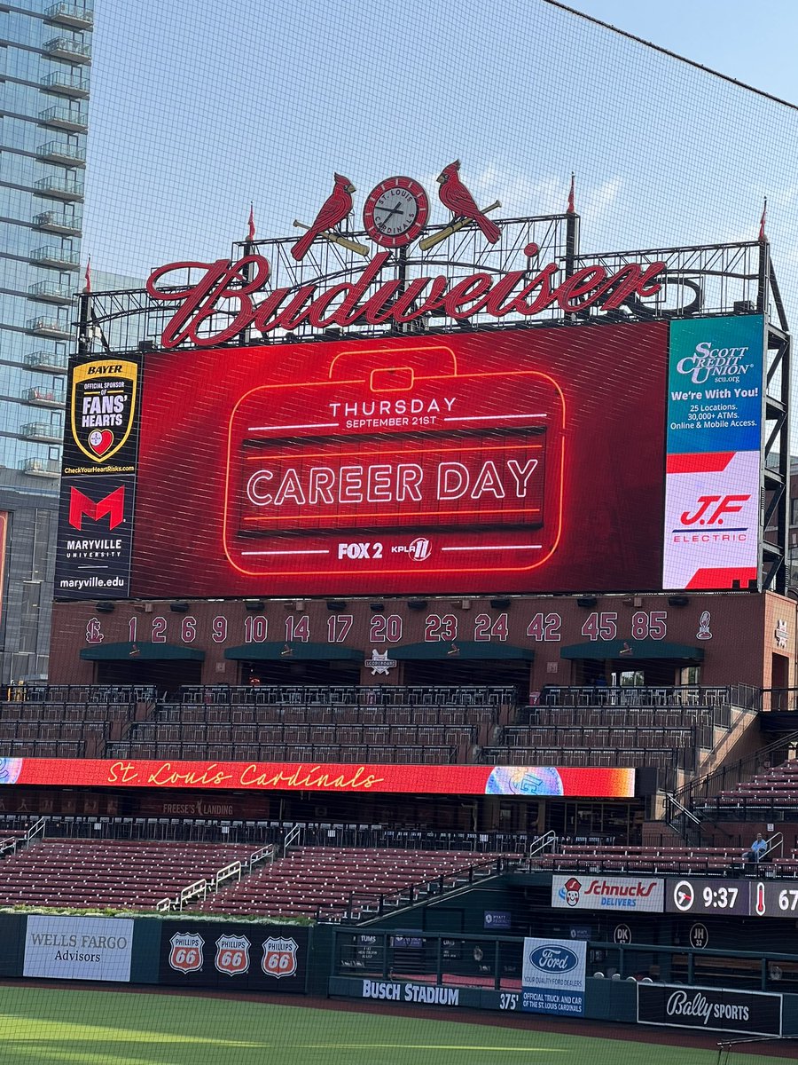 SCWDeca's tweet image. SCW DECA is ready for @Cardinals Career Day!! #modeca