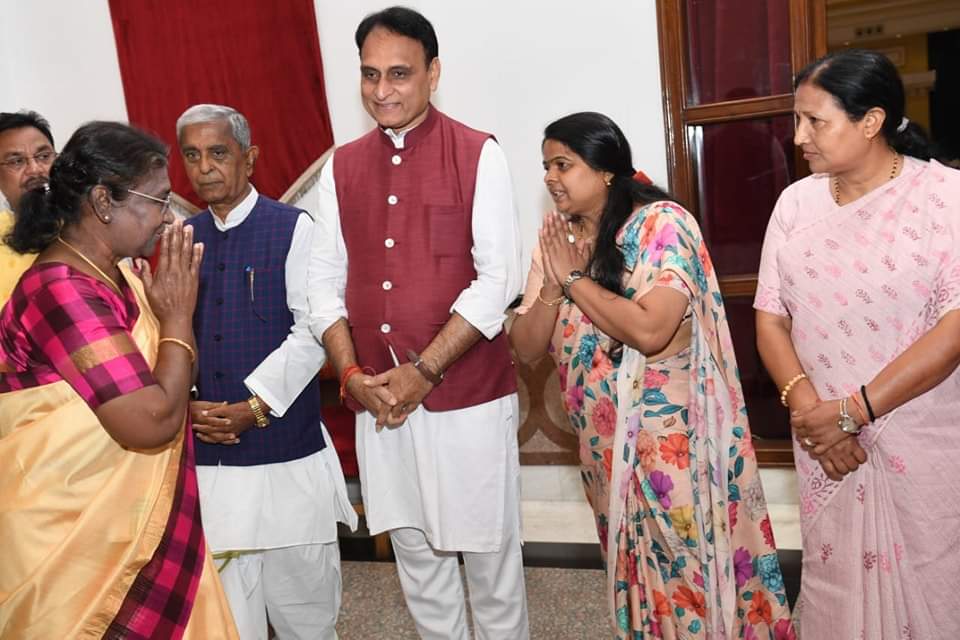 संगीता यादव भाजपा के सफल नेताओं में से एक हैं जनता उन्हें बहुत ज्यादा पसंद करती है
#SangeetaYadav_MP