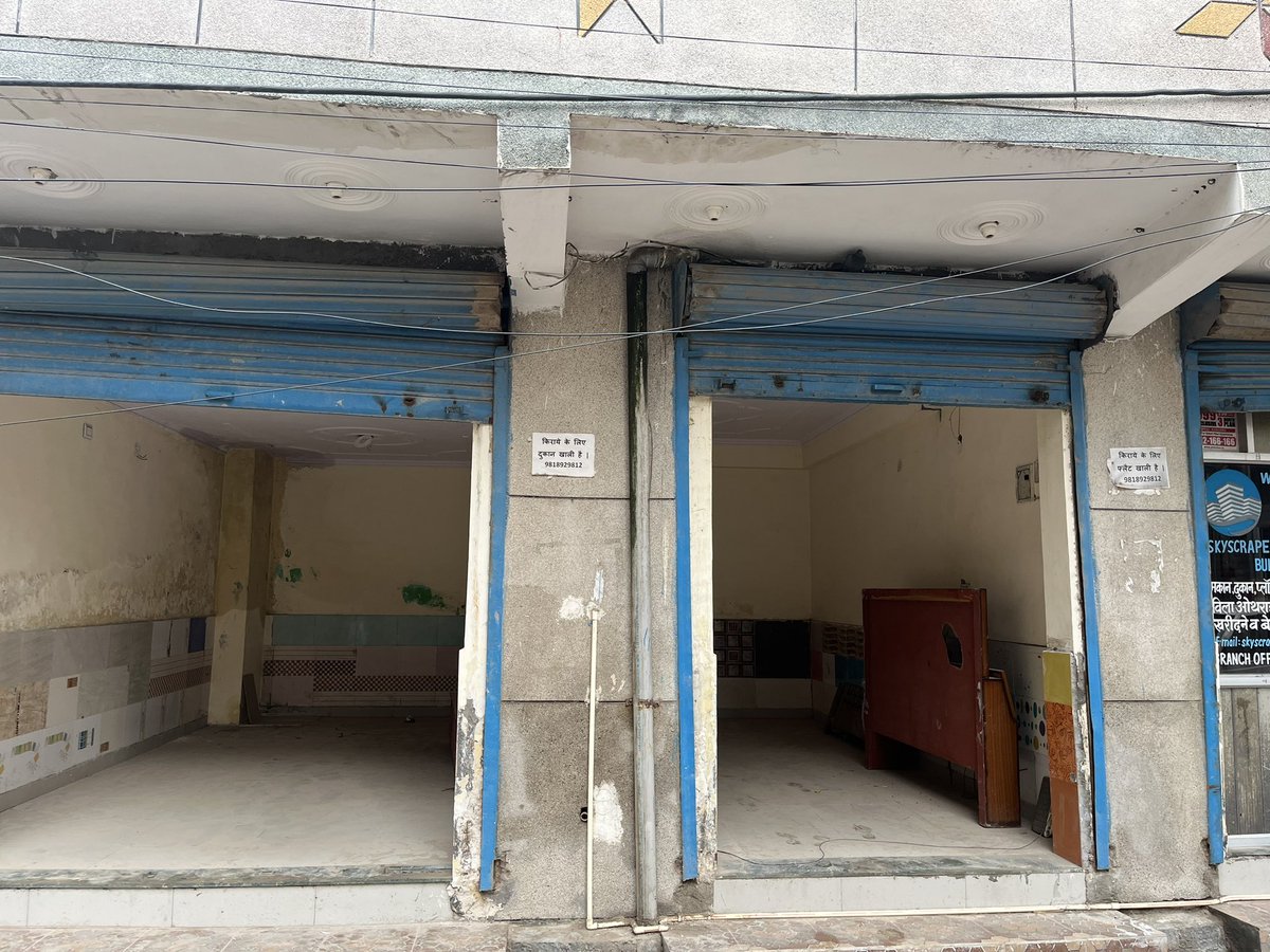 AK107__'s tweet photo. Every space is an empty space https://t.co/rN7dmwoKvL