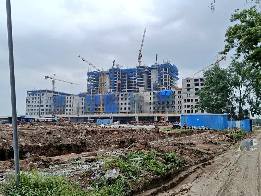 HiWarangal's tweet photo. #HealthCity #WSSH #Warangal  
#CivilEngWorks ⛩️🏗️📸 https://t.co/J5gAaKohQq