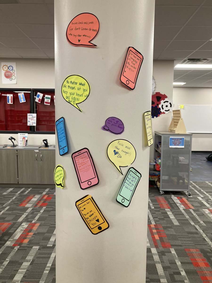 Library4Liberty's tweet photo. @LIBRARIESinRISD @ljhpatriots come to @Library4Liberty to share a note of aspiration for students who may be feeling sad or discouraged in recognizing Suicide Awareness Month https://t.co/e7OZ2bl0nB #Proud2BLJH #RISDBelieves #YouMatter https://t.co/fFeV1U6E14