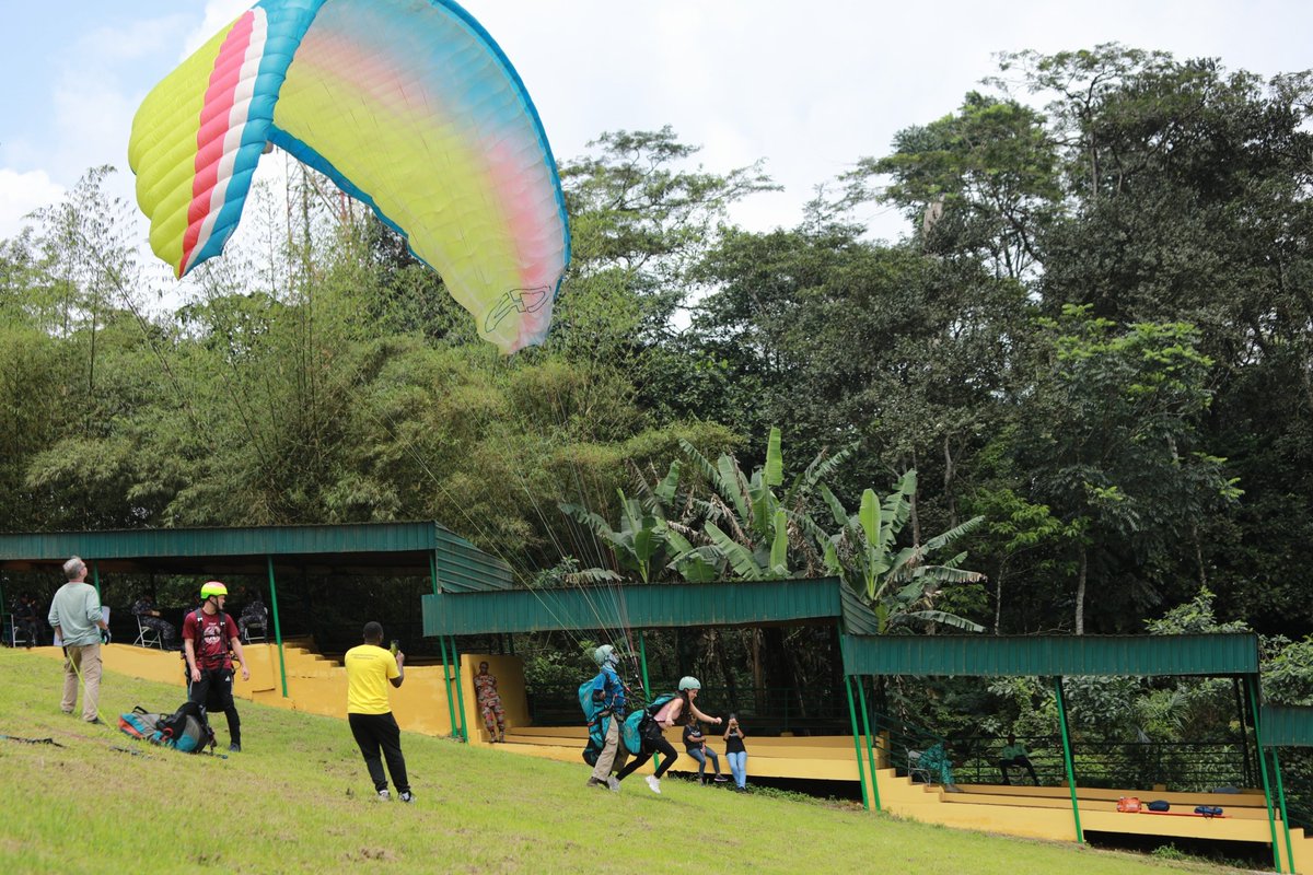 ghanatourismGTA's tweet photo. Scenes from today's opening ceremony of the Yenko Kwahu Paragliding Festival. The event is on from now till Mid-day on Sunday, September 24, 2023.
Join the fun and register now! https://t.co/UfKMw86FHT
@gtbankgh #myghpay APP: *737*410#
#You2CanFly #ExperienceGhana #ShareGhana https://t.co/BrNjBFUwAP