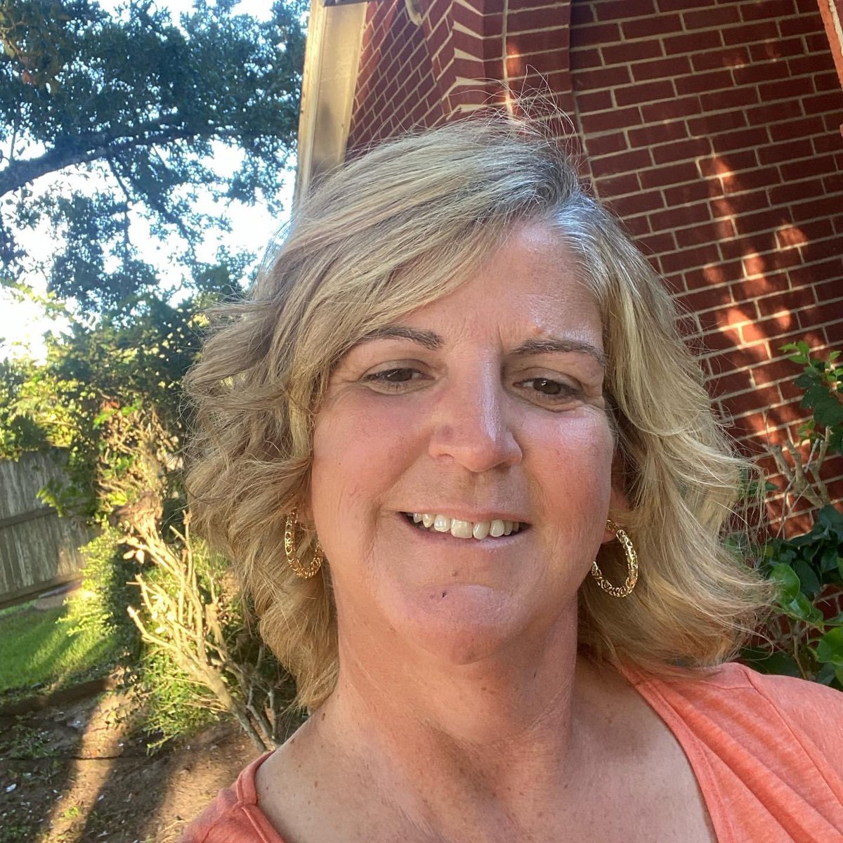 JuneT tweet media