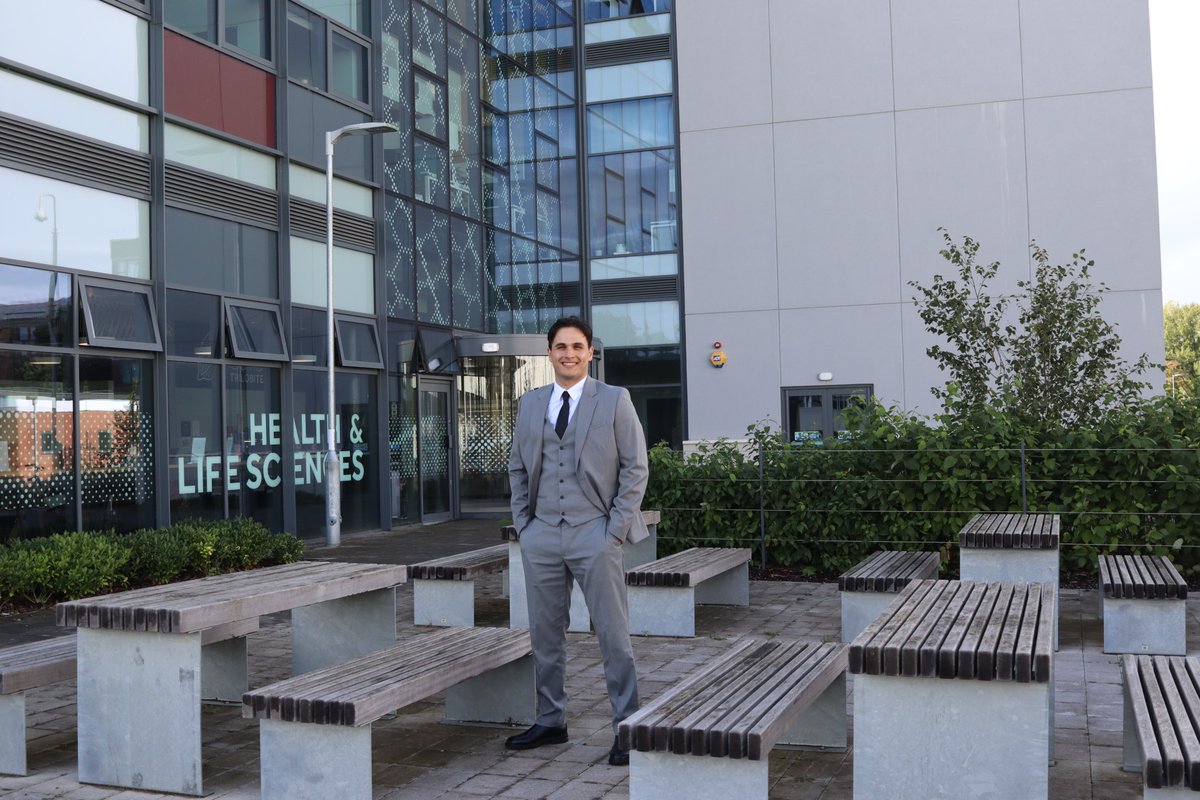 HamzehAlmomani_'s tweet image. Doctor to be ... 🌟
Exciting news - Just passed my PhD viva successfully! 🥳

A heartfelt thanks to my incredible supervisors @ProfDonyai &amp;amp; @nil1_patel 

#DoctorToBe #phdlife #PhDone #MilestoneAchieved