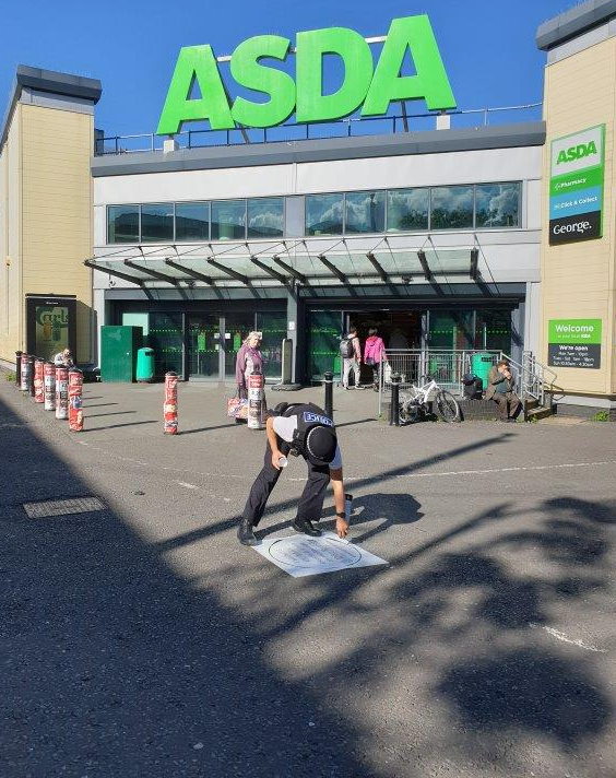 MerPolWirral's tweet image. Today officers from #TeamBeb have taken advantage of the lovely weather and marked some of the local areas where we have conducted bike marking events. More bike marking events will be advertised soon so bring your bike to be marked. #bikemarking #prevent #safety