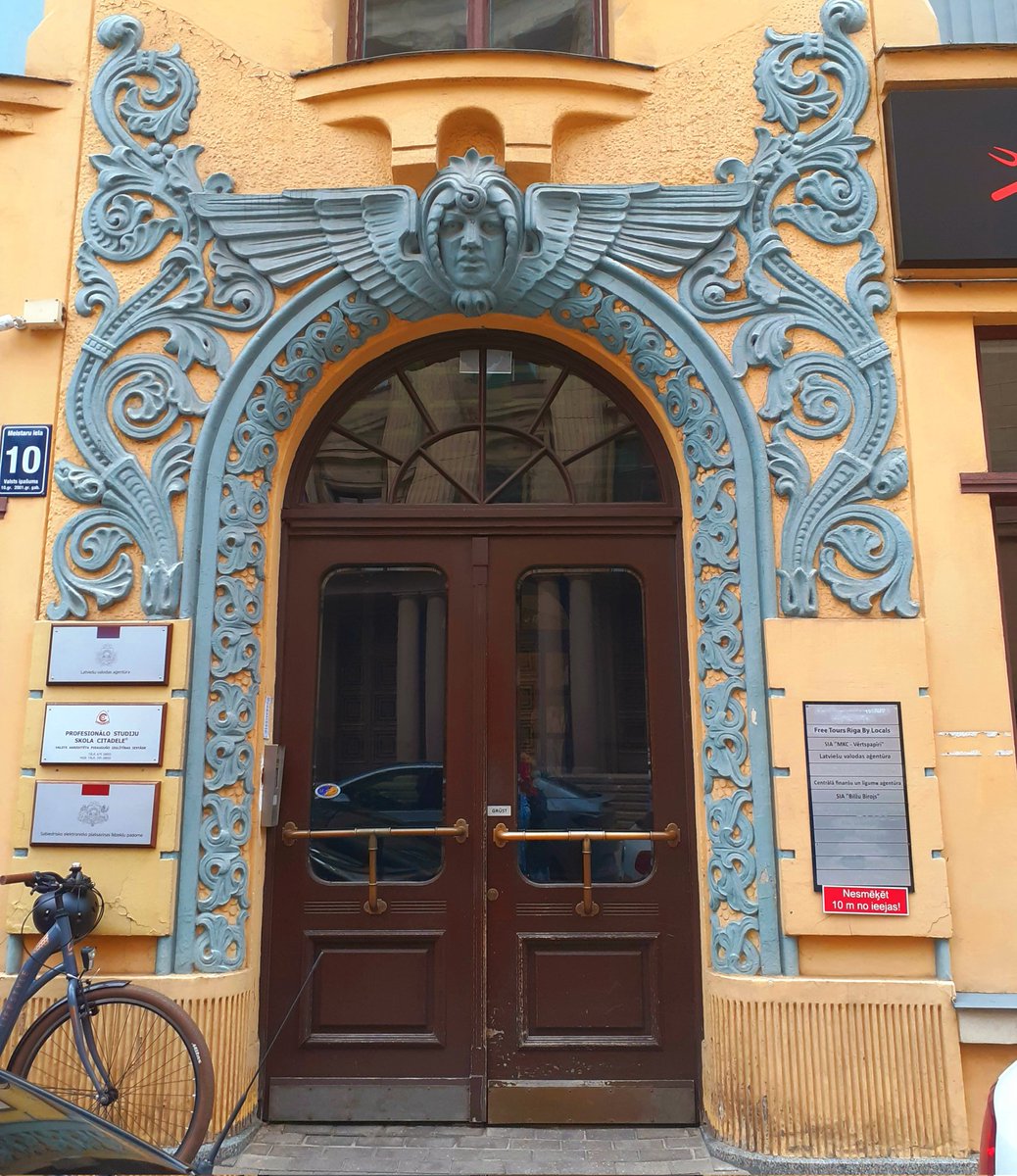 Now, that's one heck of a way to make an entrance! Nothing is ordinary in Riga, Latvia. Definitely worth a visit! #travel #writing #books #art nouveau #architecture #Riga #Latvia #Getaway