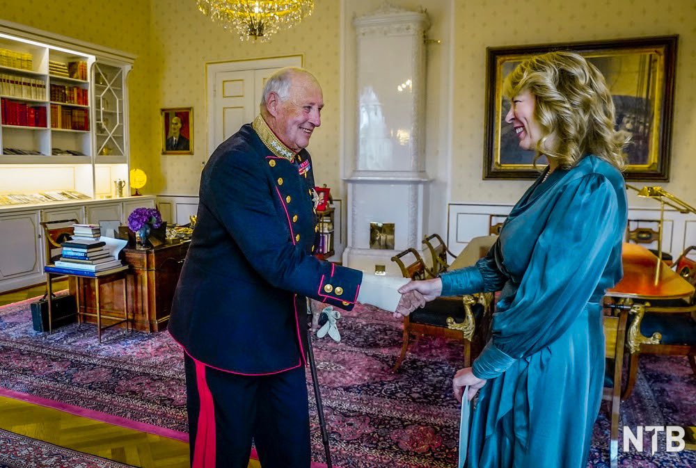 Amy Baker tweet media