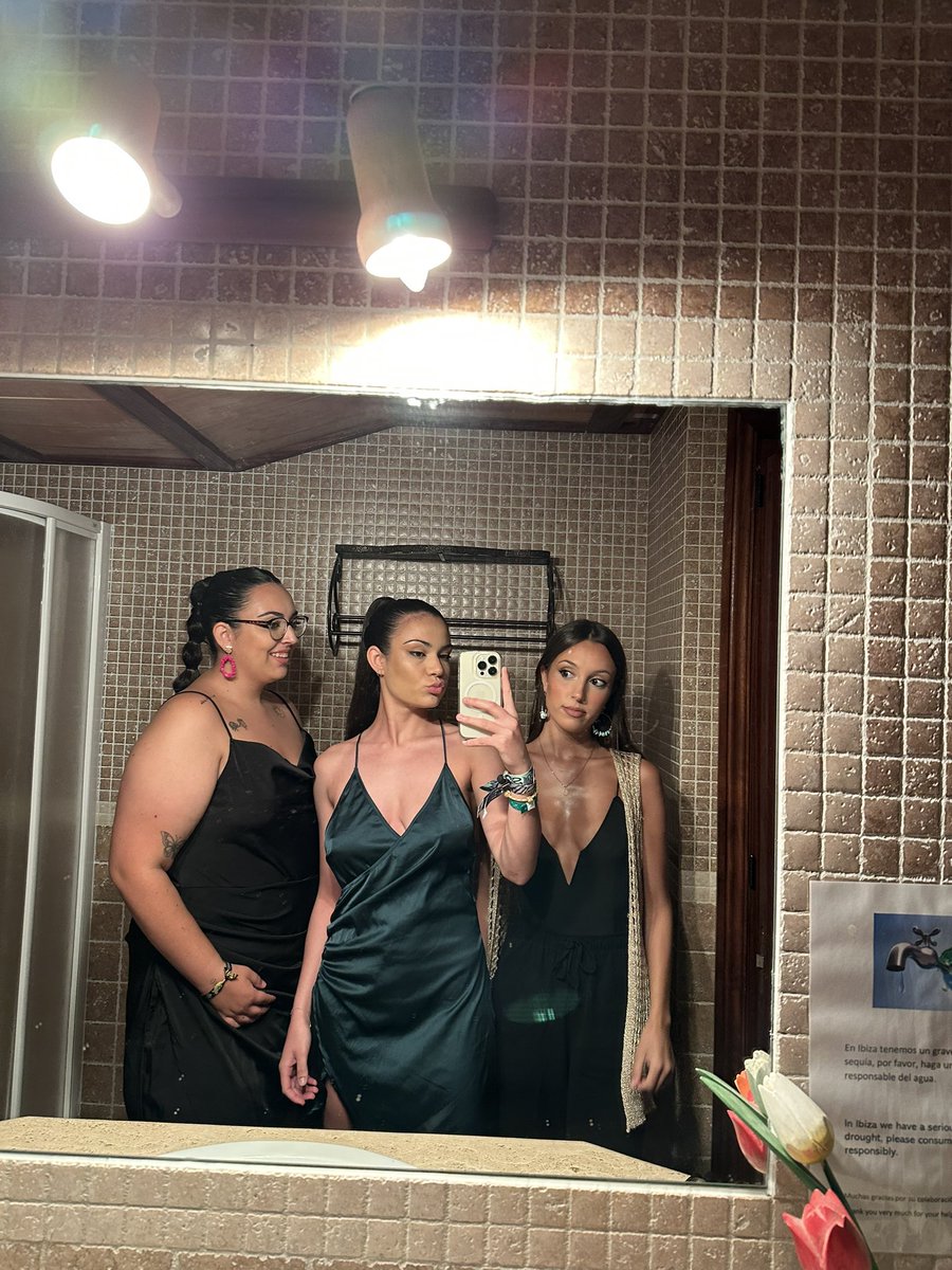 terminamos uno y empezamos el otro, ella no se quitaaaaa