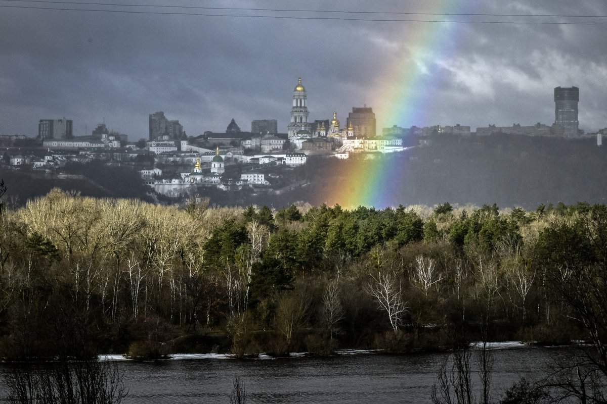 Today, on Sept. 21, the world observes the International Day of Peace, a United Nations-sanctioned holiday dedicated to strengthening the ideals of peace.

This morning, Russia launched 43 missiles during a mass wave of attacks on Ukraine, the Air Force reported.
