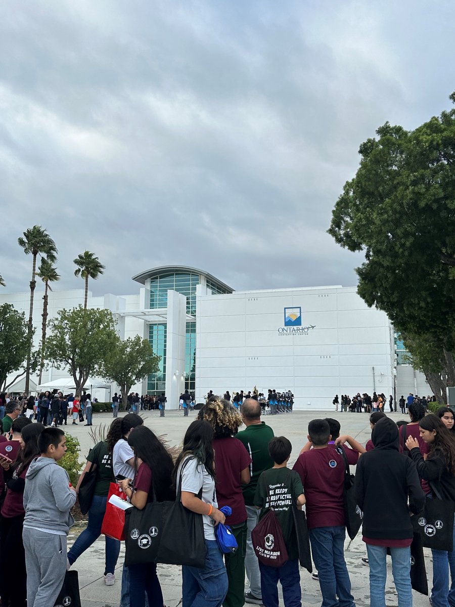 The College &amp; Career Fair was an awesome opportunity for Truman Students!  It was also amazing to hear how many former Truman students' are college bound!! #IbelieveinFusd #TrumanMS