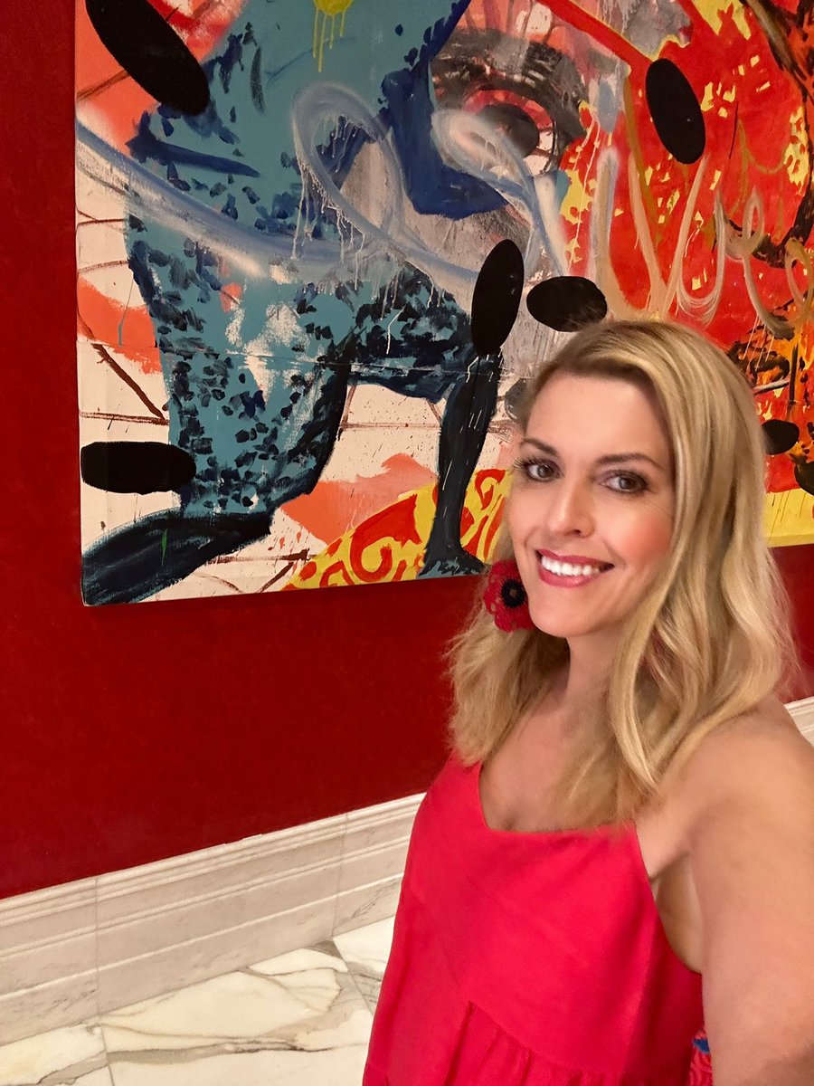 Feeling inspiring by the Bahamian Art. ❤️❤️❤️❤️
