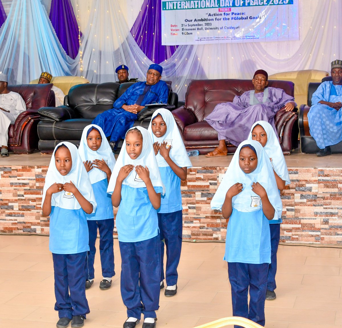 UNDPNigeria's tweet photo. Peaceday🕊 serves as a reminder to advocate and promote long-term peace in our society.

To mark this #PeaceDay2023, we co-hosted a seminar in Borno State with @pache_org on the critical activities to take to achieve peace &amp; the key role of youth in the peace process. https://t.co/bpeiwKs0lR