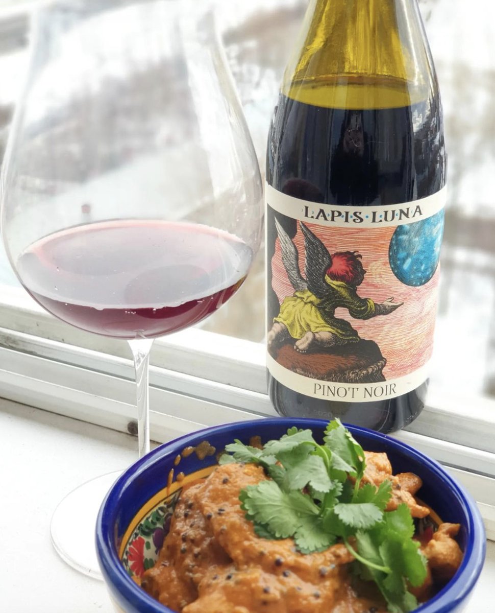 Enjoy a glass of Lapis Luna Wines Pinot Noir (now $2/off bottle) paired with a Chicken Tikka Masala and Shrimp Korma. Pick up a bottle at your local LCBO here: bit.ly/39tlPFq Check out GoodFood's recipe here: bit.ly/3Erf43t 📸 @garnacha_man