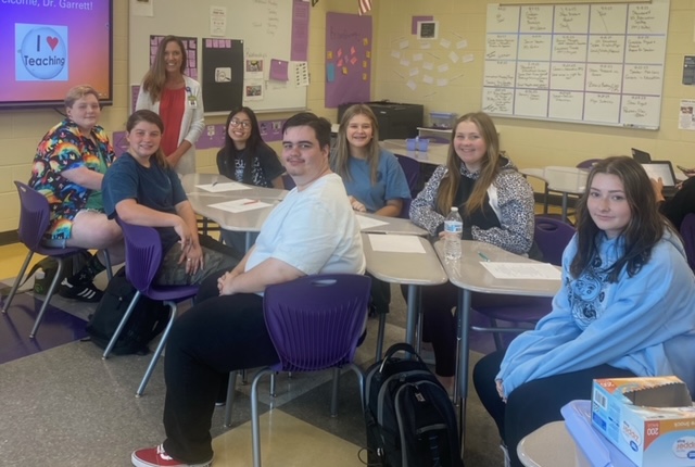 #BedfordCountySchools Superintendent of Schools Dr. Tammy Garrett recently visited Mrs. Whitaker's #TeachingAsAProfession class at #CommunityHighSchool to share some valuable & motivational advice with our #FutureEducators. #TAP #InspiringStudents #CTE #Education