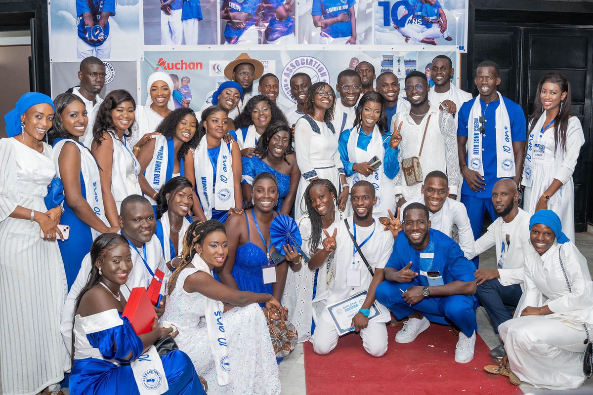 NUIT DU SOCIAL 2023
10 ans des <a href="/RacinesEspoir/">Association Racines de l'espoir</a> 💙🤍

N’oubliez pas de faire du bien autour de vous🙏🏿