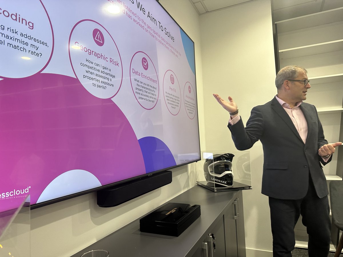 landmarkuw's tweet photo. We are pleased to have hosted another successful Lunch &amp; Learn today. We were joined by Simon de la Hoyde, from Addresscloud, who delivered a thought-provoking talk about property data and how it is used by underwriters. We look forward to hosting more sessions soon! https://t.co/4nAAV5nIIe