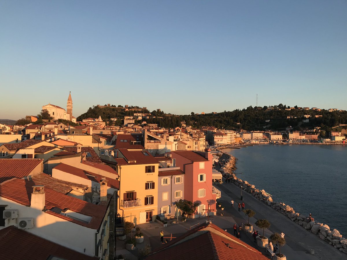 GStewartAuthor's tweet photo. Lahko noč, Piran 🇸🇮
Good night, Piran 🌞

#Slovenija #Slovenia #Piran https://t.co/g9010wwXWR