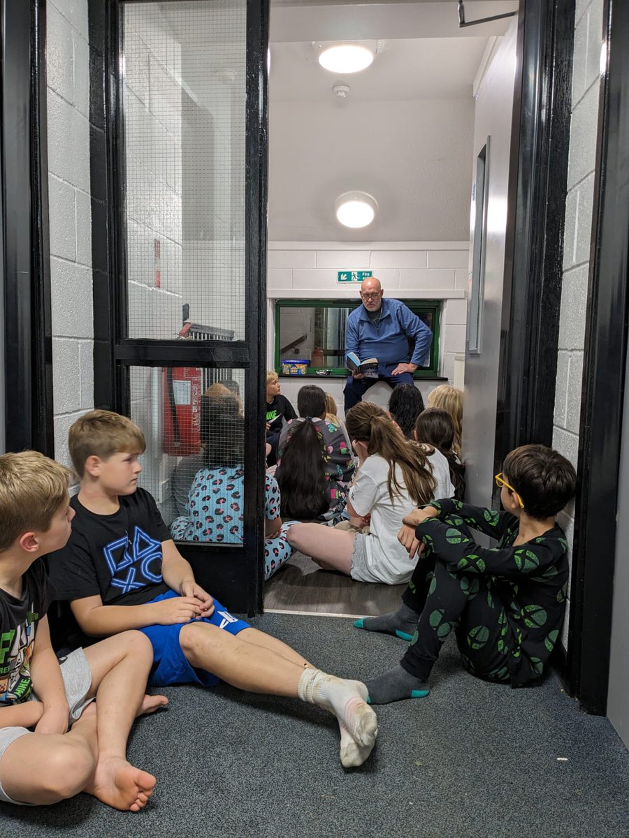 Wheatfields_'s tweet image. Final bedtime story. We will see you tomorrow.