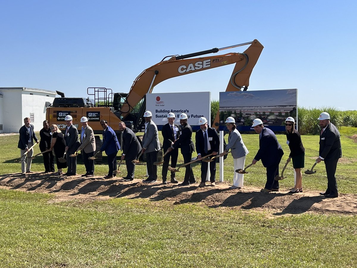 ULResearch tweet media