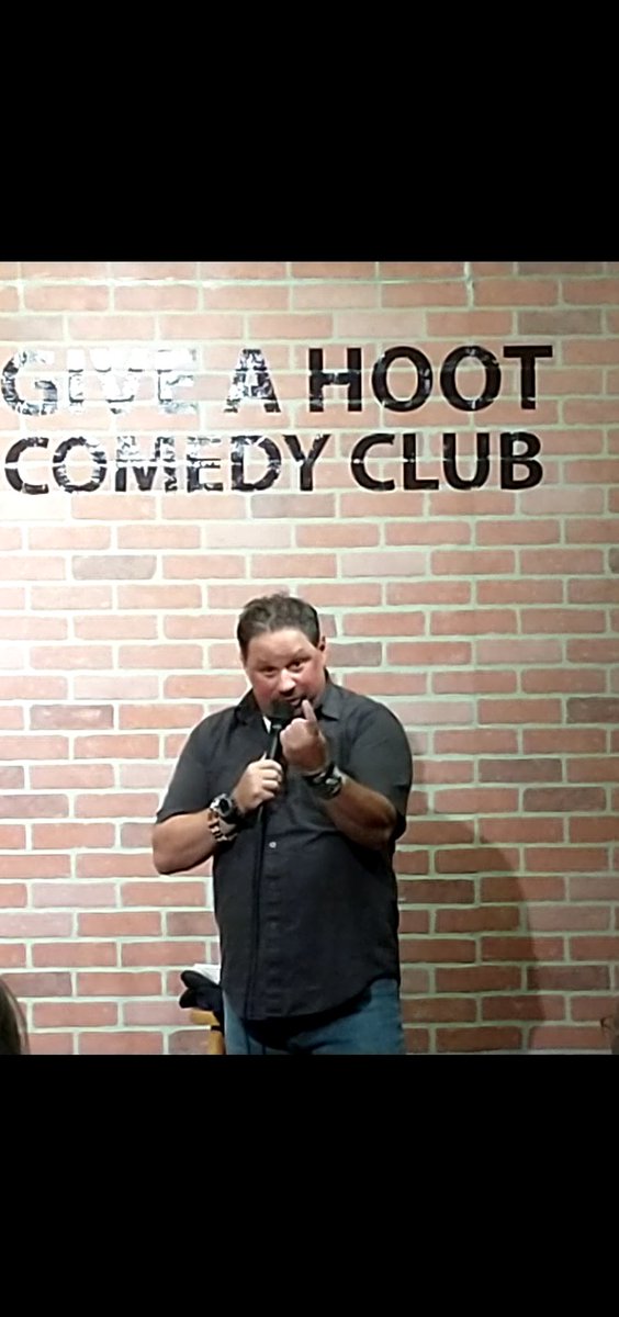 DavinComedy's tweet photo. My #comedycalendar on my website. If you want to see where I will be so you can see me, avoid me, or for the comics ask *How the hell does he work there or can you get me in there?" You can click the link https://t.co/fjlgPc23je
#standup #standupcomedy #standupcomedian #heelcomic https://t.co/vbZAHBJANs