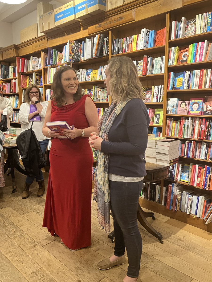 Here’s @JoWallaceAuthor and esteemed @viperbooks editor @mirandajewess celebrating the launch of Jo’s glorious debut #YoudLookBetterasaGhost this evening! 
It’s a ‘smasher’ 🔨❤️🔨