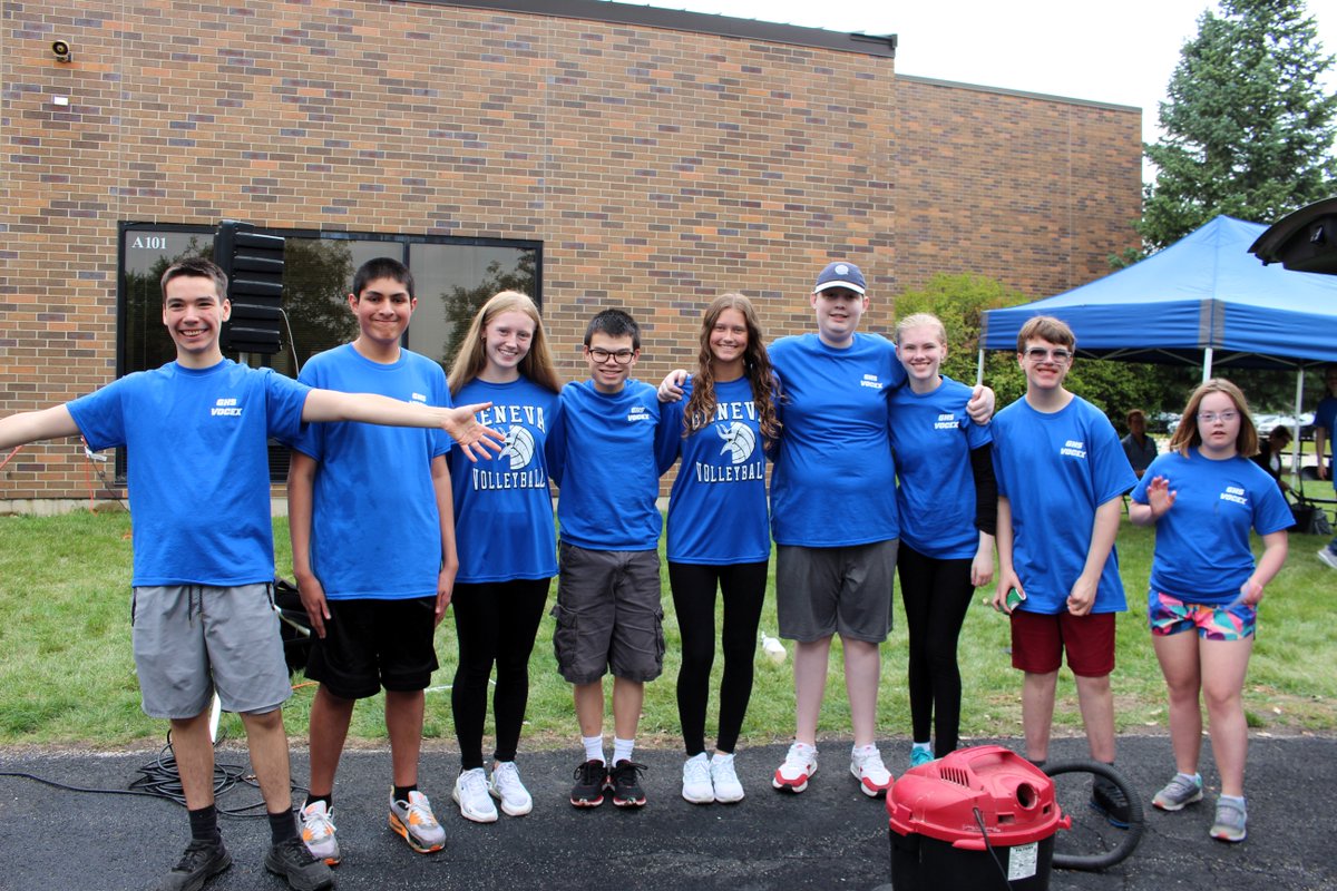 Geneva304's tweet photo. Thanks to everyone who supported the GHS VocEx Auto Detailing Extravaganza today! 🧼 Cleaning cars is hard work, but the students had a blast doing it together! Check out some of the beautiful cars they detailed to perfection. #BelieveInGeneva304 #Geneva304🚗 🚙 https://t.co/a0Ayy3UsLT