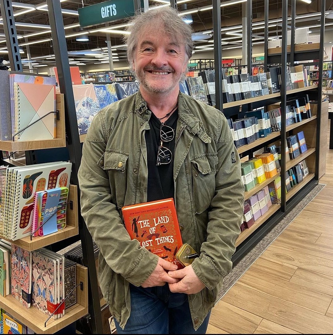 Hey! It’s not every day that you get a best-selling author pop in to sign copies of his books! Including his newest “The Land of Lost Things!” Rumor has it there’s a cherrywood book mark in each of them! Thanks to @jconnollybooks for stopping in! Get them while they last!