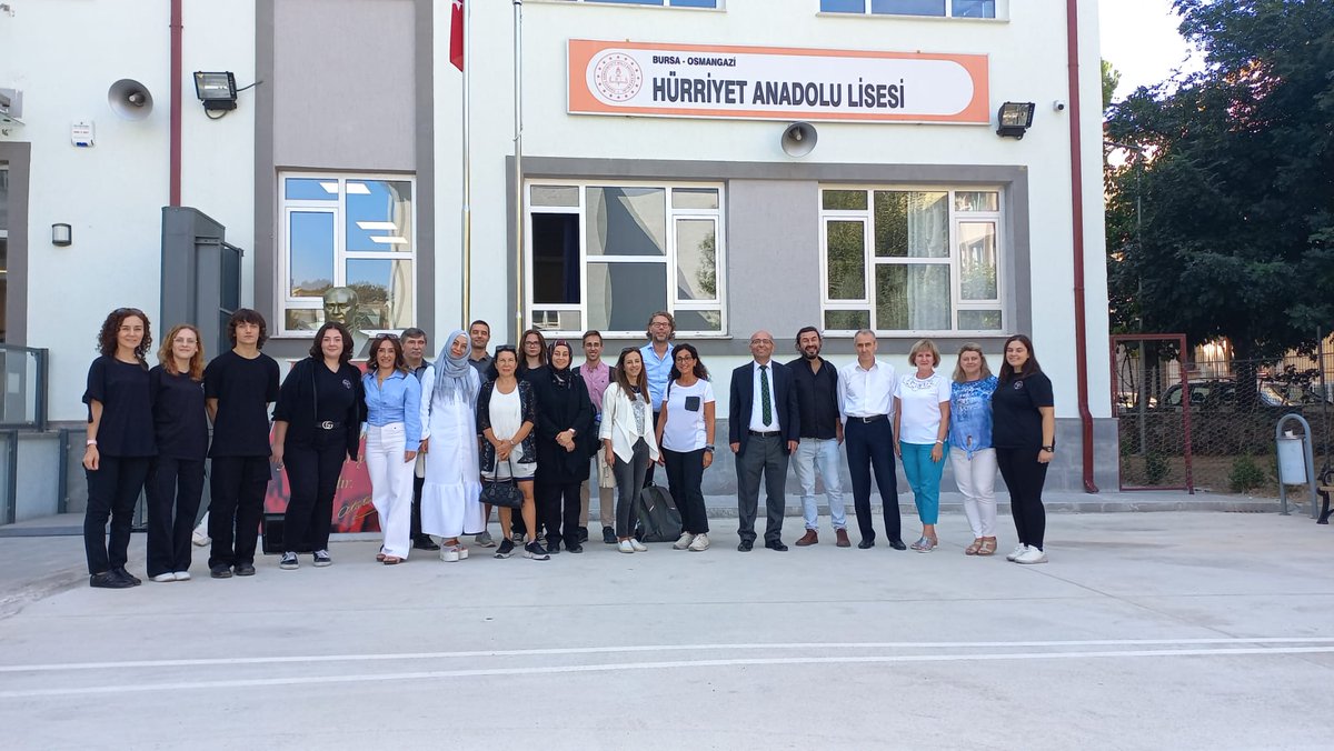 Osmangazi_MEM's tweet photo. Polonya Ulusal ajansı tarafından kabul edilen "Okul Temelli Zorbalığın Önlenmesi" projesinin 3. uluslararası toplantısı Bursa/Osmangazi İlçe Milli Eğitim Müdürlüğü ev sahipliğinde gerçekleştirildi.

@tcmeb @Ali_Partal @bursailmem16 @GurhanCokgezer @ulusalajans https://t.co/A8eFmotpqi