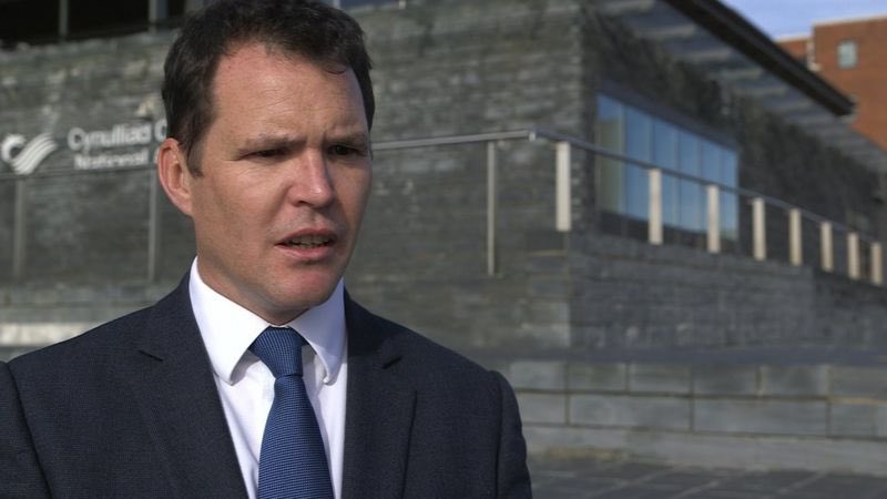 CC_Brampton's tweet photo. Lee in hot Waters for his idiotic introduction of a 20mph speed limit in Wales and a vote of NO confidence might soon be the nail in the coffin for him. ⚰️ #leewaters #20mphspeedlimit #protest #wales #Petition #dumblaws #voteofnoconfidence https://t.co/S8hiVgc67v