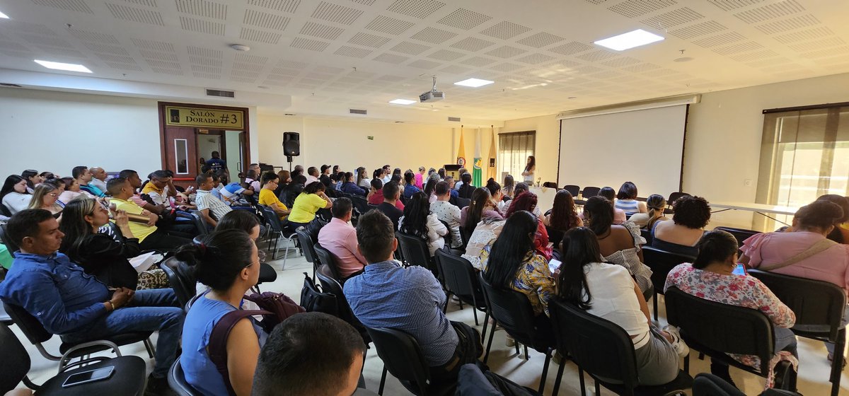 DavidGM05's tweet photo. Reunión de formadores y tutores PTA en el departamento de Antioquia con @MarianellaOrtiz gerente @PTA_Colombia https://t.co/HZ55fDOkJJ