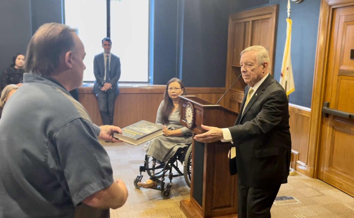 jvanderbes's tweet photo. For decades the US gov has denied it has #thalidomide victims. Today @USThalidomide survivor Bryan Dean shared his story with Senators Duckworth &amp; Durbin &amp; handed them a copy of #WONDERDRUG: The Secret History of Thalidomide in America &amp; Its Hidden Victims. An amazing moment. 1/2 https://t.co/5kEmhrlos6