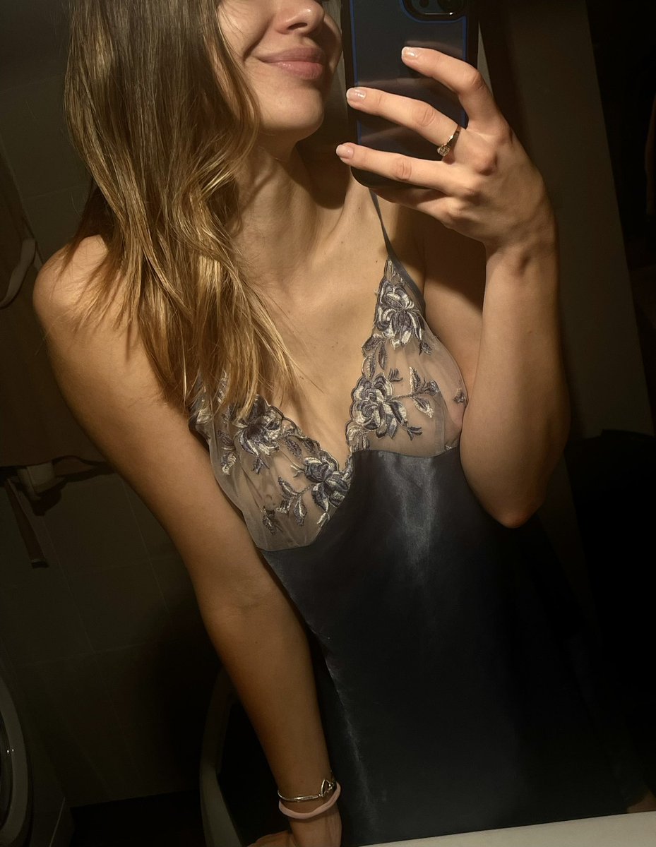 the store is closed tweet media