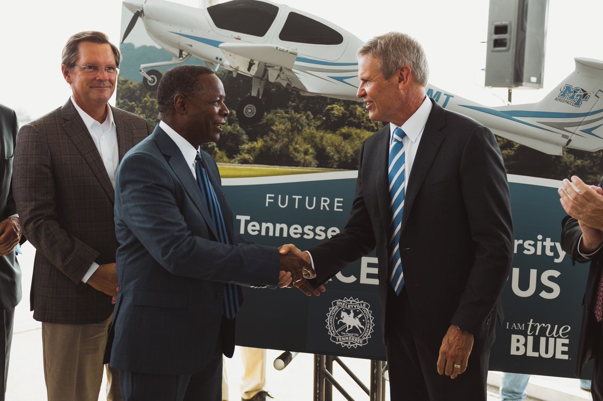 GovBillLee's tweet photo. As TN continues to grow as an international business hub &amp; travel destination, we’re investing in key programs to ensure our workforce remains competitive. 

Great to celebrate @MTSU’s Aerospace expansion, which will prepare students across Middle TN for careers in aviation. https://t.co/PXbf3MtG1x