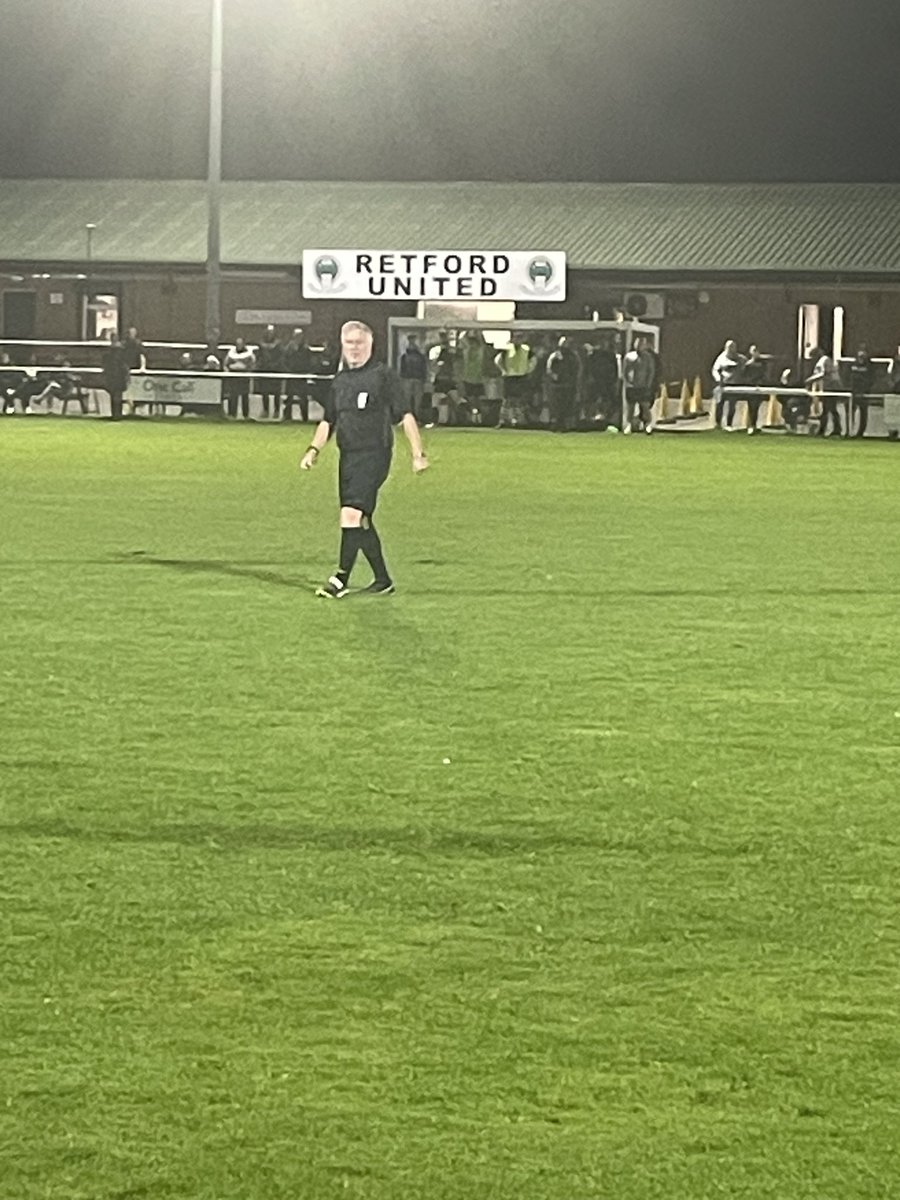 Paulbloomer3's tweet photo. Thursday September 21 2023 19:45
Game 52 Season 2023/24
๐Cannon Park
@RetfordUnited U21 0
@worksoptownfc U21 2
๐North Midlands Development Football League U21 Central Division
๐๏ธยฃ3
๐ฅ125hc
Decent referee performance #topref @Chris1408mac
#groundhopping #badgers https://t.co/QXP0HGEIsg
