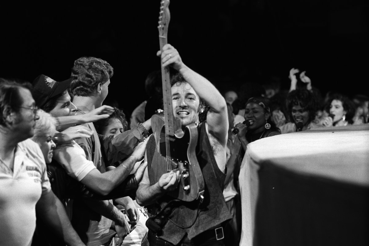 Listen to the latest of Bruce’s live music collection: ‘The Live Series: Songs of New Jersey’ — out now! Hear tracks recorded exclusively in the New Jersey/New York area that have previously not been available to stream: brucespringsteen.lnk.to/LS_SongsofNJAE