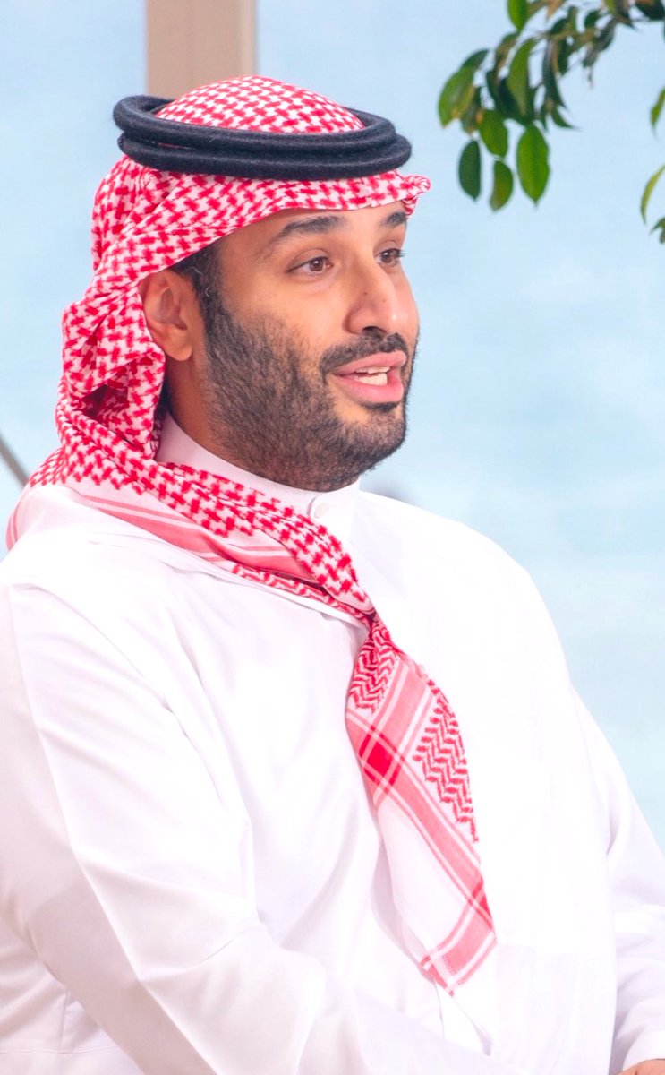 أهم نقاط #لقاء_محمد_بن_سلمان  سمو سيّدي 
#محمد_بن_سلمان #ولي_العهد

• السعودية أعظم قصة نجاح في القرن الـ21 
• الشعب السعودي مؤمن بالتغيير
• نحن السعوديين لا أحد يُلي علينا مانفعله
• نعمل على التغيير بما يتوافق معنا كسعوديين
• لا نعمل وفق ما يمليه علينا الآخرين
• الدولة لا