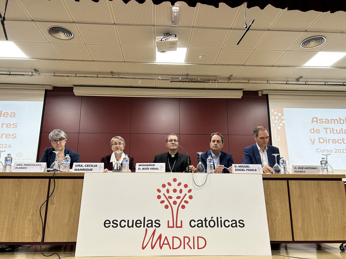 Esc. Católicas Madrid 🧡 (@ecatolicmadrid) on Twitter photo Comienza propiamente la asamblea de titulares y directivos de centros de <a href="/ecatolicmadrid/">Escuelas Católicas Madrid</a>. Saludos de la Hna. Cecilia Manrique, religiosa de la Asunción y presidenta, y Mons. D. Jesús Vidal, obispo auxiliar de la <a href="/archimadrid/">Archidiócesis de Madrid</a> Comienza propiamente la asamblea de titulares y directivos de centros de <a href="/ecatolicmadrid/">Escuelas Católicas Madrid</a>. Saludos de la Hna. Cecilia Manrique, religiosa de la Asunción y presidenta, y Mons. D. Jesús Vidal, obispo auxiliar de la <a href="/archimadrid/">Archidiócesis de Madrid</a>