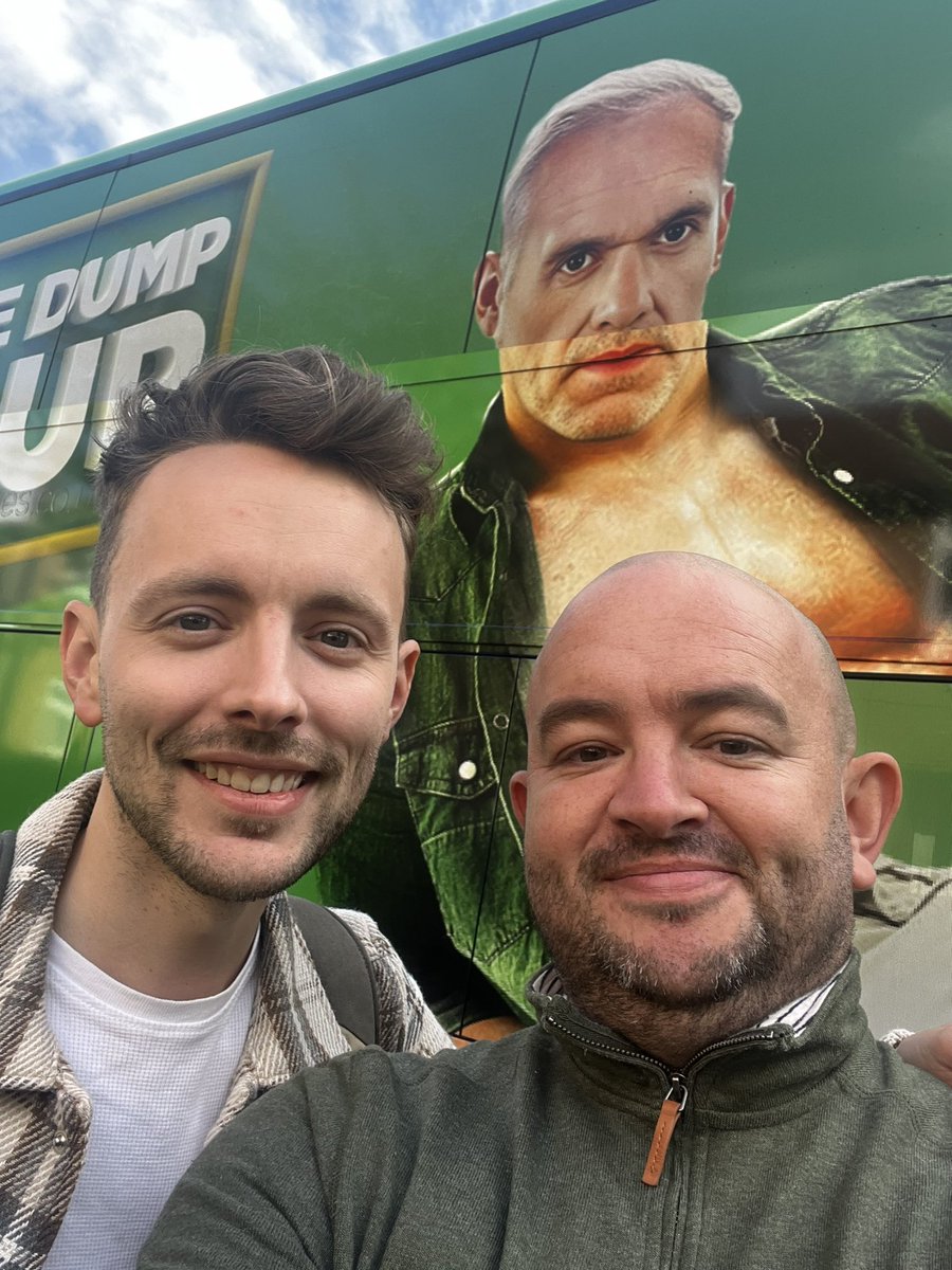 AdamSwift's tweet image. So good to see @Pipskin @domisatwit @JamesRobinson @ChrisMoyles today! I’ve been a huge fan of the show for a very long time and it was great to finally meet you all!