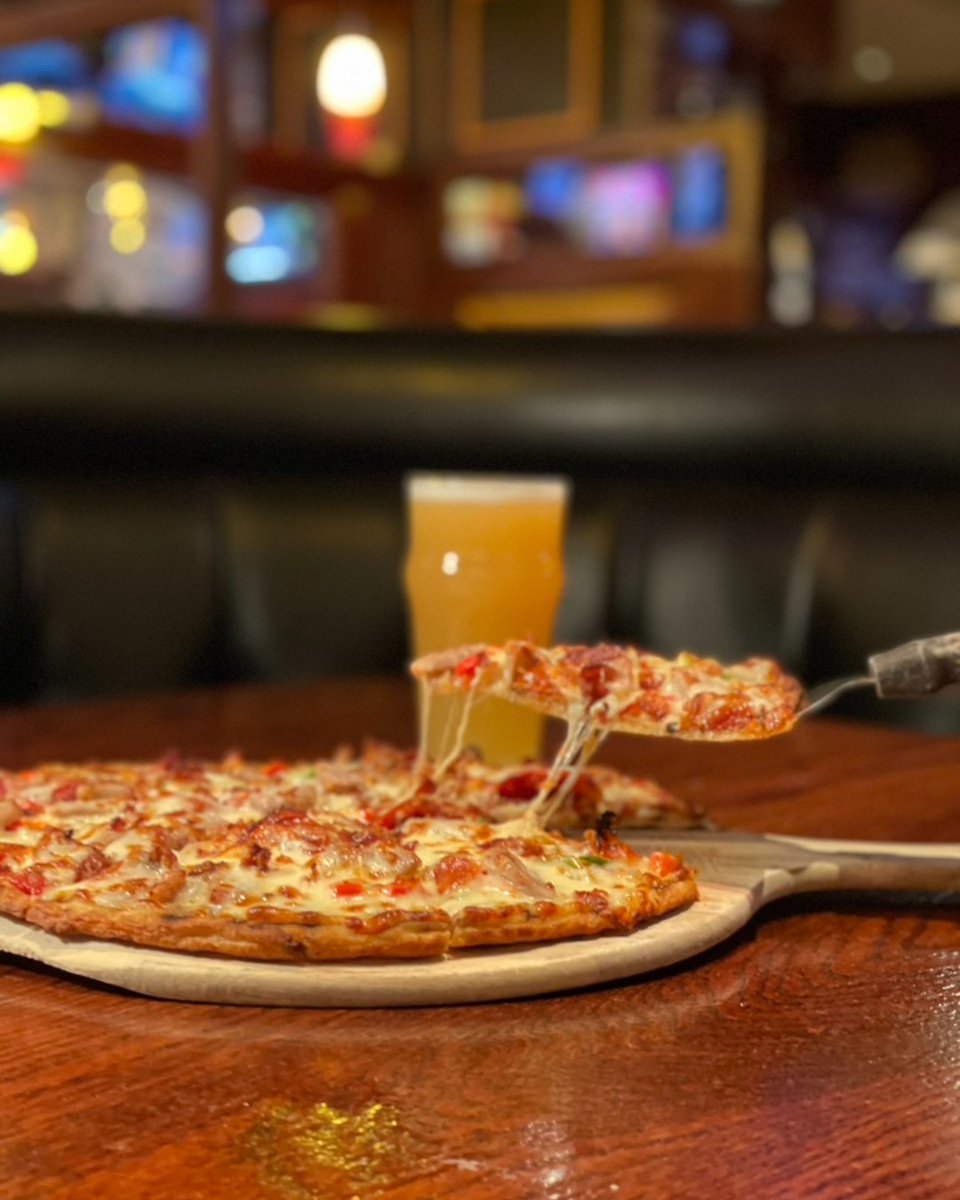 Get ready for a night of, pizza, beer, and football! 🏈 Join us at our Quincy and Norwell locations for Thursday Night Football. Don't miss out on all the NFL action! #NFL #ThursdayNightFootball