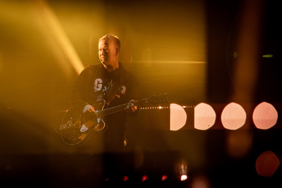 neworder tweet picture