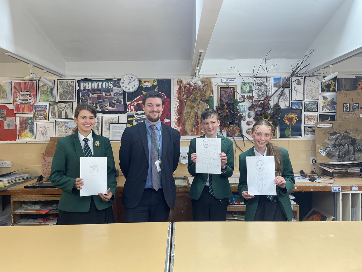 silcoatesschool's tweet photo. Our House Events are in full swing. This week, students showcased their artistic talents in the Head of House Portrait event.
Congrats to Evans' House, our artistic champs!
#HouseEvents #ArtisticShowdown #SilcoatesSpirit https://t.co/mtXddU82bA