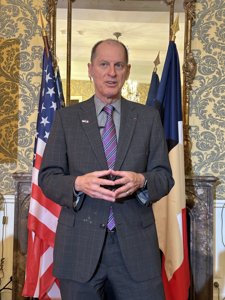 Revgigi's tweet photo. Most insightful speech from @GaryShapiro about #innovationtechnologies and next #ces2024 Las Vegas introducing #EDGESeries #AI #QuantumTechnologies https://t.co/0QfoBCzWJC