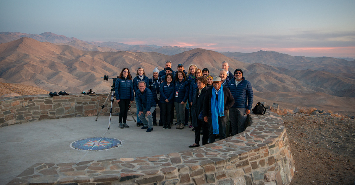 giantmagellan's tweet photo. Earlier this month, scientists from the Giant Magellan and artist @jeffkoons led an excursion to Chile’s Atacama Desert for a look at the telescope construction site. The group enjoyed views of the Chilean Andes and a tour of the @LCOAstro telescopes. #ThrowbackThursdays https://t.co/kdgJxndKm0