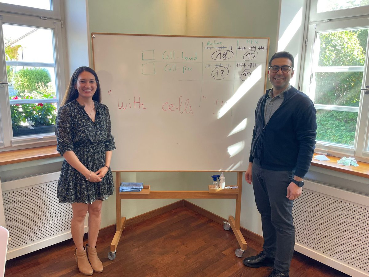 #MPQCRetreat2023 Scientific controversy: Should we develop ‘intelligent’ #ECM-inspired materials with or without cells??? Congratulations to Dr Jacqui McGovern and Dr @shahrouzamini for a superb debate, which favoured cell-based materials in the end! 👏👏👏@MaxPlanckQLD