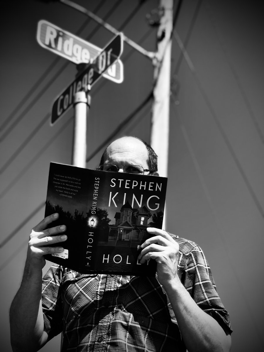 From an English professor
who lives on Ridge Road,
Happy Birthday,
@StephenKing!