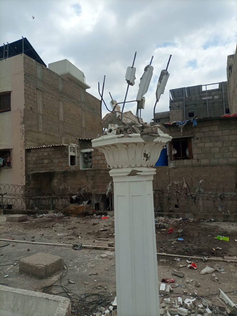 PressSectionSAA's tweet photo. Today an atrocious act of miscreants resulted in a damage beyond repair. Other then demolishing the minarets they have also destroyed other property at the Ahmadiyya place of worship at Martin road Karachi which includes the windows, glass doors, wooden doors, cameras, etc. https://t.co/Pa4SSqXnZl