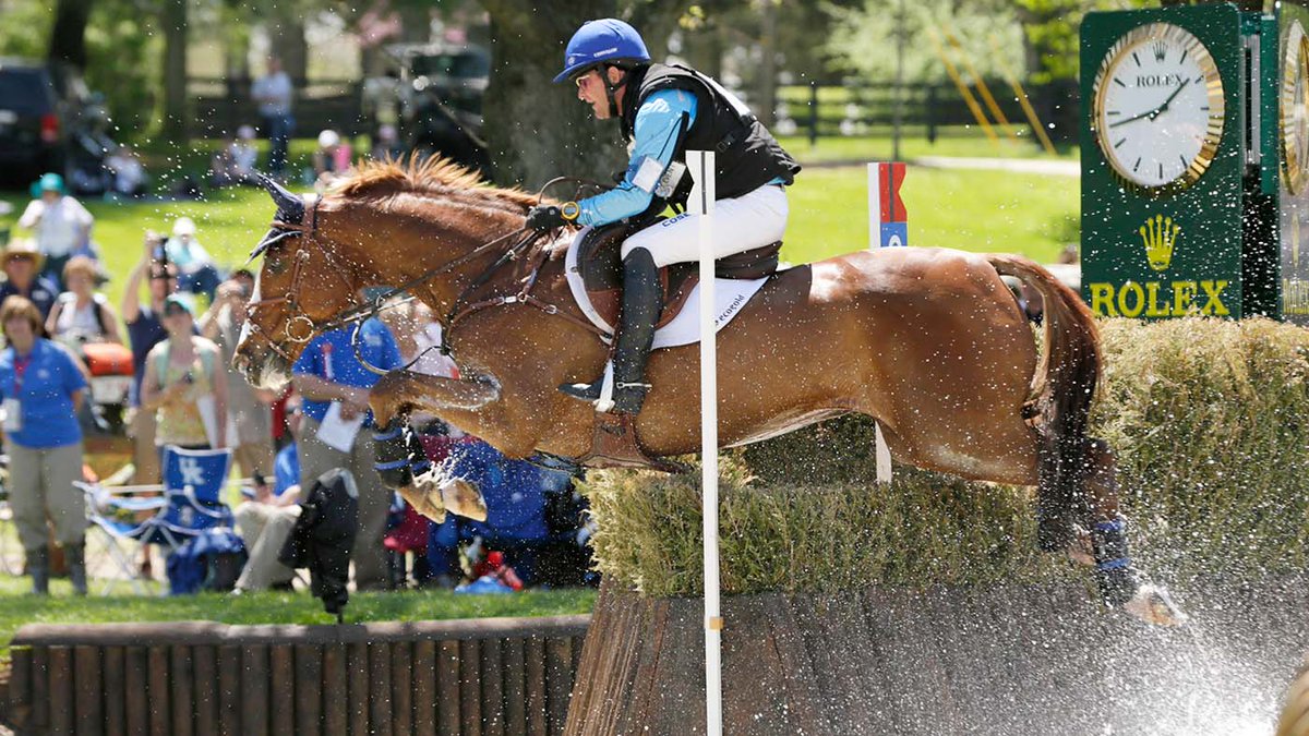 horseandhound's tweet photo. Olympic gold-medallist and five-star eventer dies aged 24 after happy retirement https://t.co/oxcxhjve7x https://t.co/GtQCQZsxoe