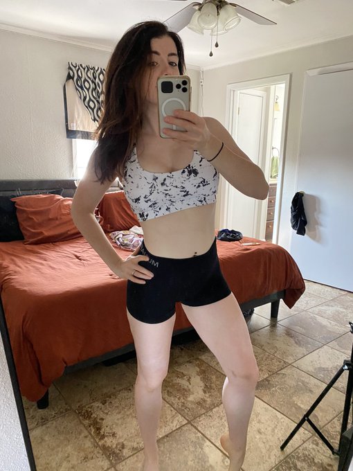 Come watch me do stuff  https://t.co/MUU6se8ZCj https://t.co/1xvVyyMv2Q<a href="/tag/mvsales"class="tags"><span>#mvsales</span></a>