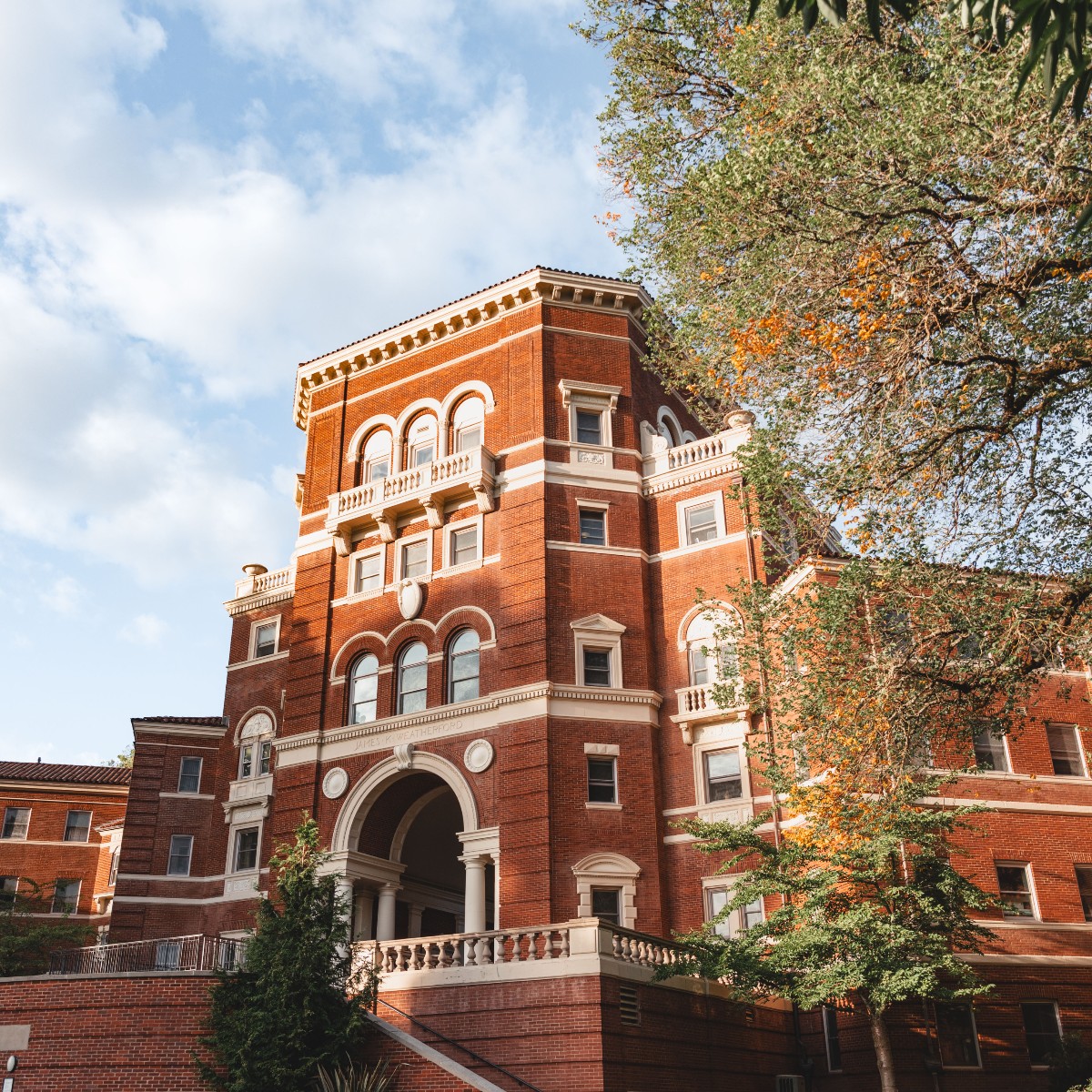 OregonState's tweet image. Fall is coming 🍂😍