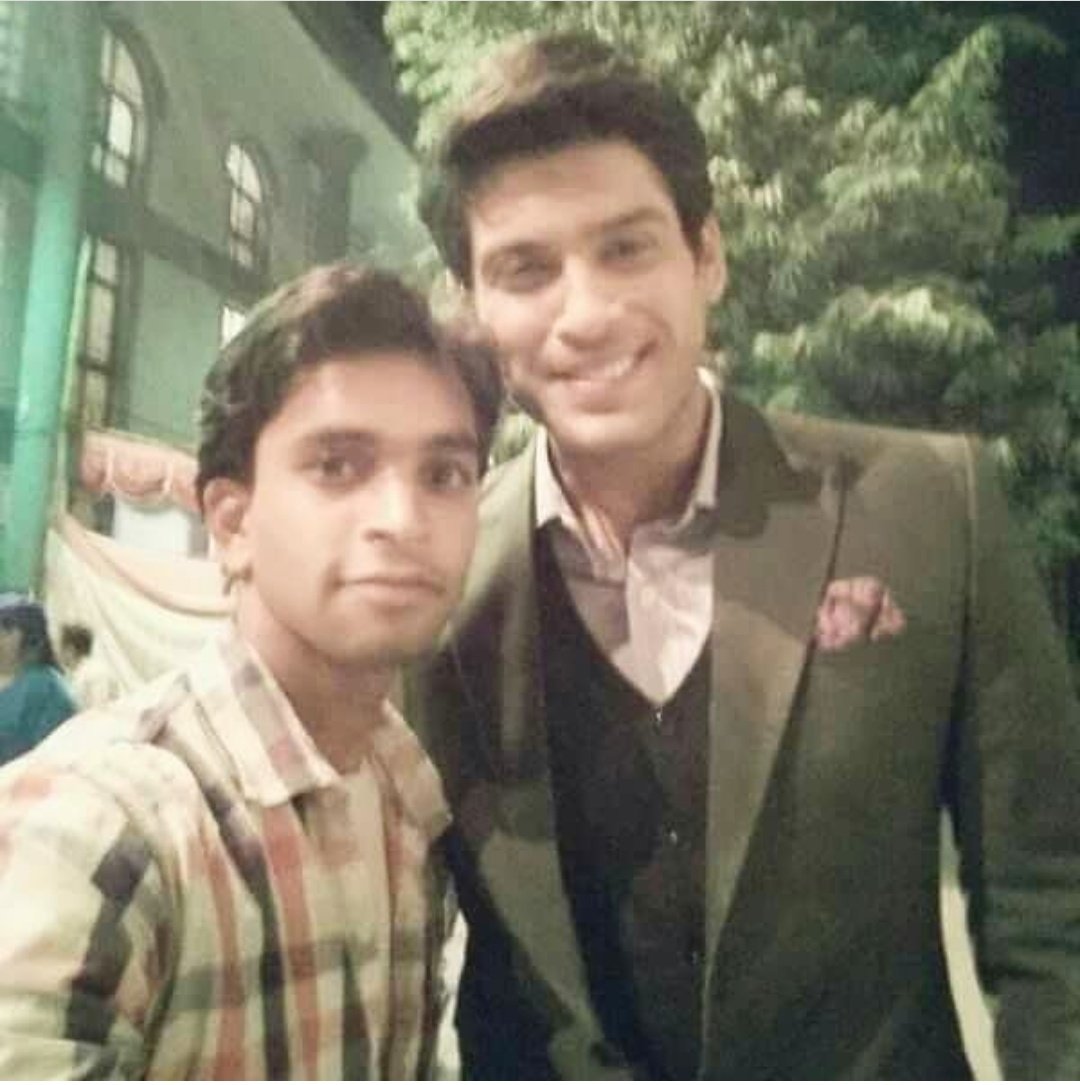 #oldpic #SidharthShukla

Good night #SidHearts
#SidharthShuklaLivesOn